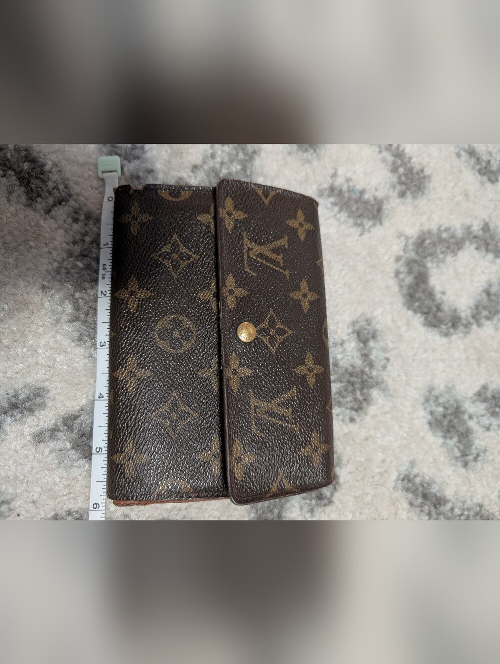 Louis Vuitton wallet - Picture 13 of 15
